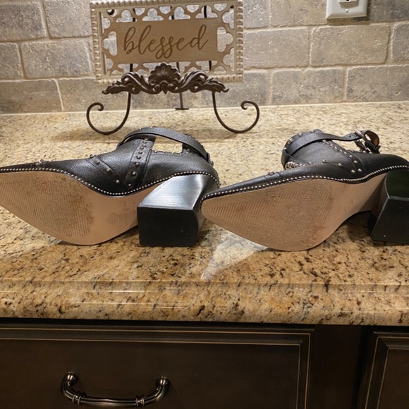 Antonio Melani Leather booties size 6M - Picture 8 of 8